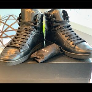 Saint Laurent SL/10H “BLACK”
Size: US 9 / EU 42